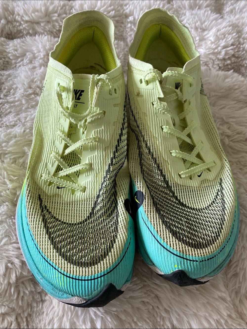 Nike ZoomX Vaporfly next % women’s 8.5